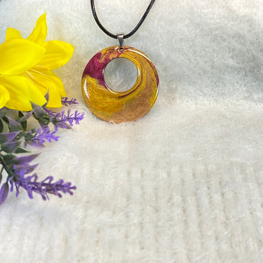 Hand Painted Iridescent Center Hollow Pendant Necklace