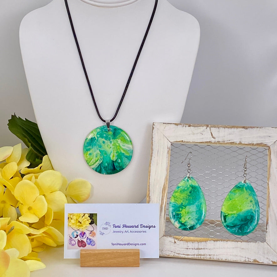 Hand Painted Iridescent Pendant Necklace And Earring Set