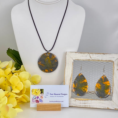 Hand Painted Iridescent Pendant Necklace And Earring Set