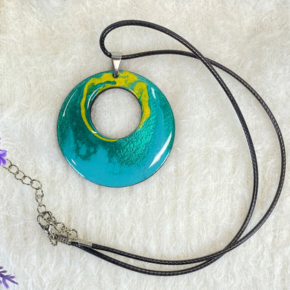 Hand Painted Iridescent Center Hollow Pendant Necklace