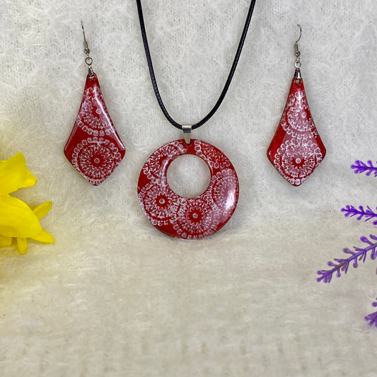 Hand Painted Iridescent Center Hollow Pendant Necklace and Earring Set