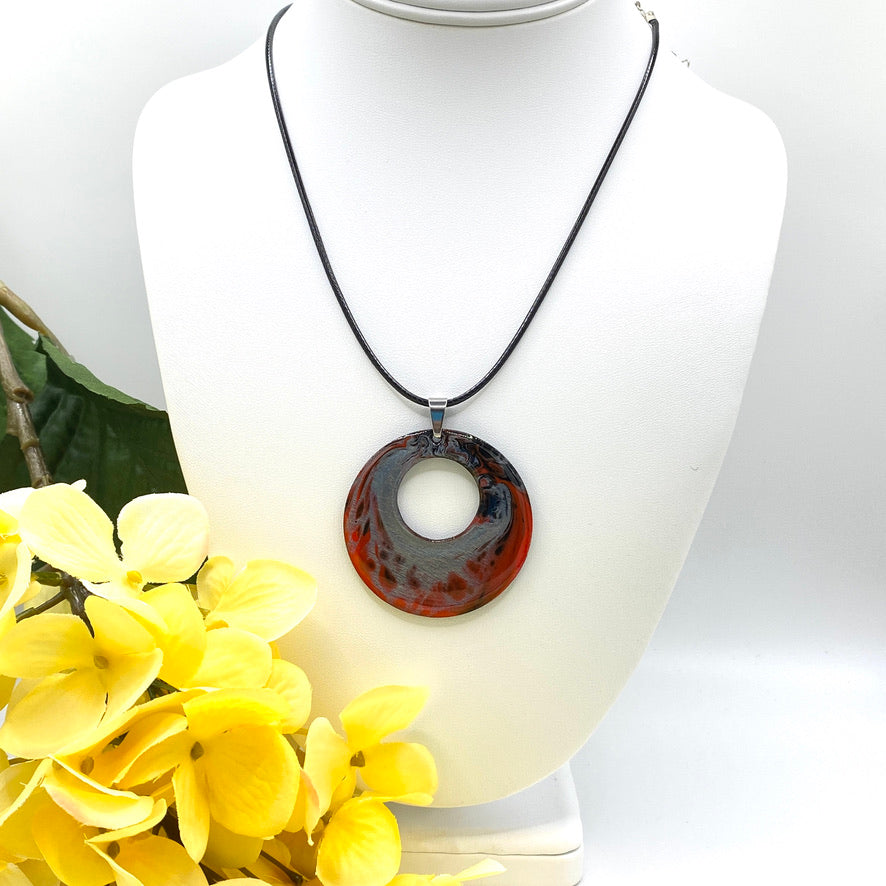 Hand Painted Iridescent Center Hollow Pendant Necklace