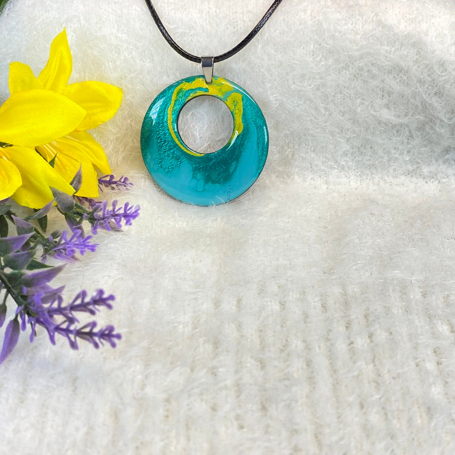 Hand Painted Iridescent Center Hollow Pendant Necklace