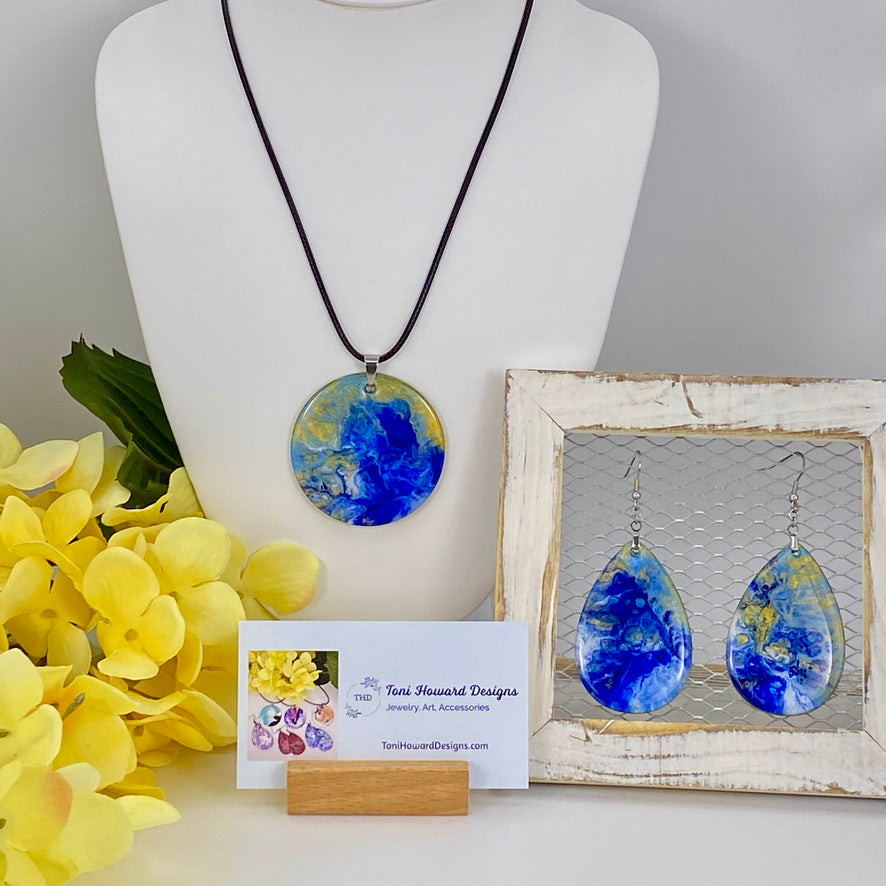 Hand Painted Iridescent Pendant Necklace And Earring Set